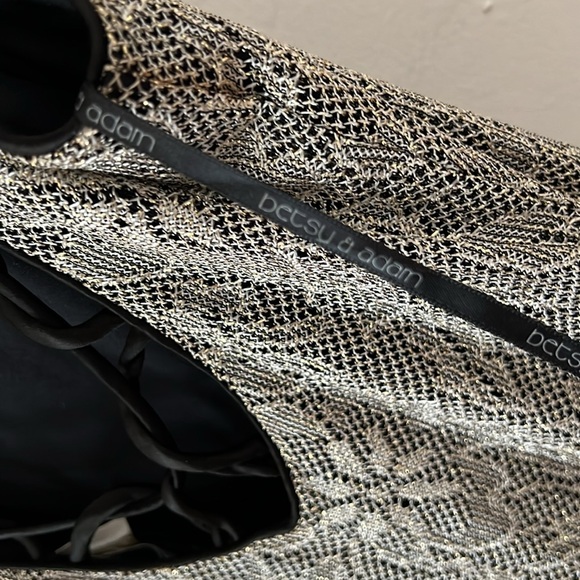 Vintage Metallic Lace Formal Dress - Cache Betsy & Adam - Picture 6 of 6